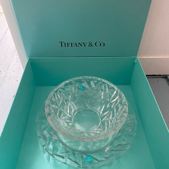 Tiffany & Co. Crystal Plate & Bowl in Original Box with Stickers and Packaging - Picture 2 of 6